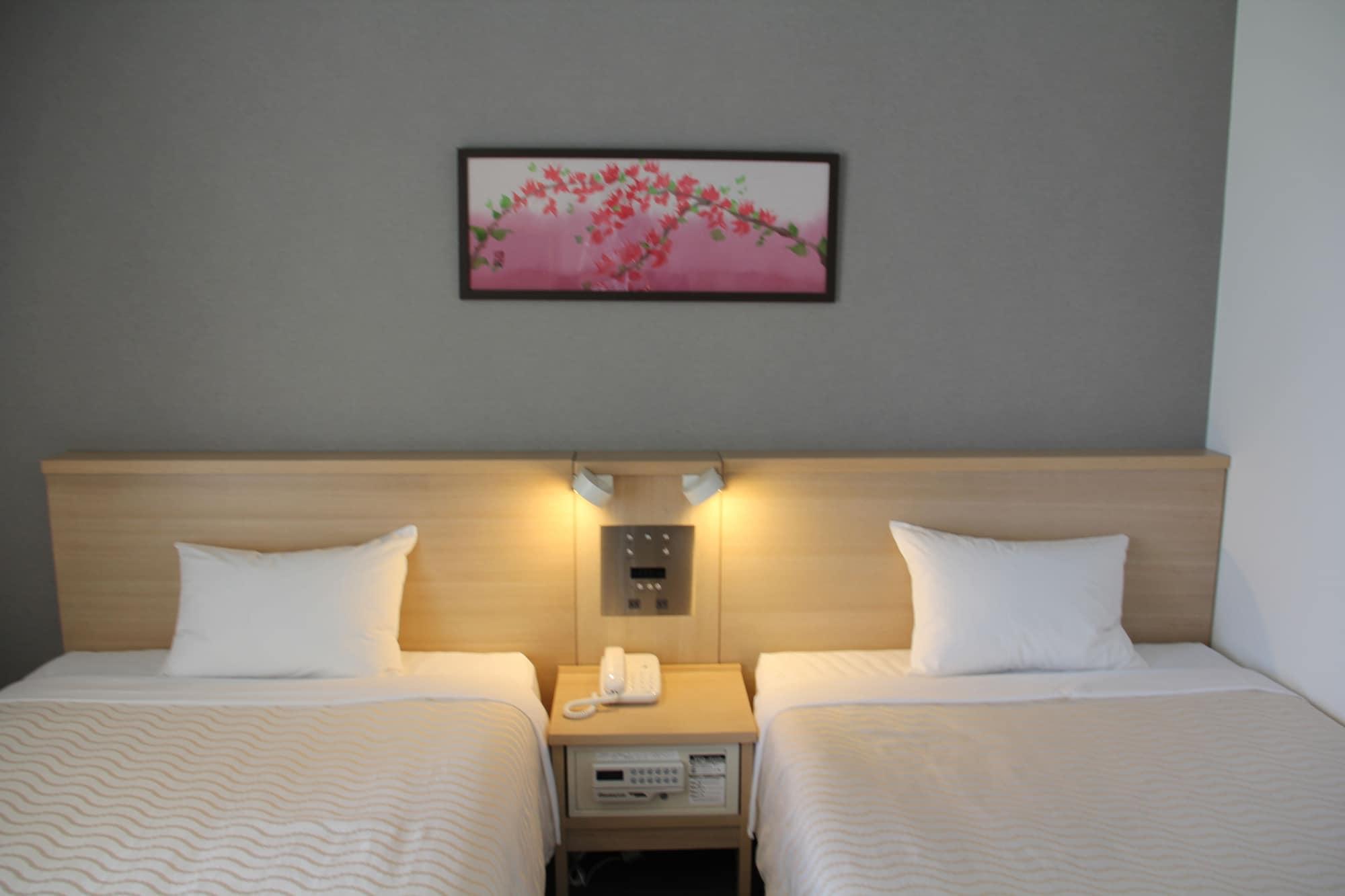 Hotel Risingsun Miyakojima Eksteriør billede